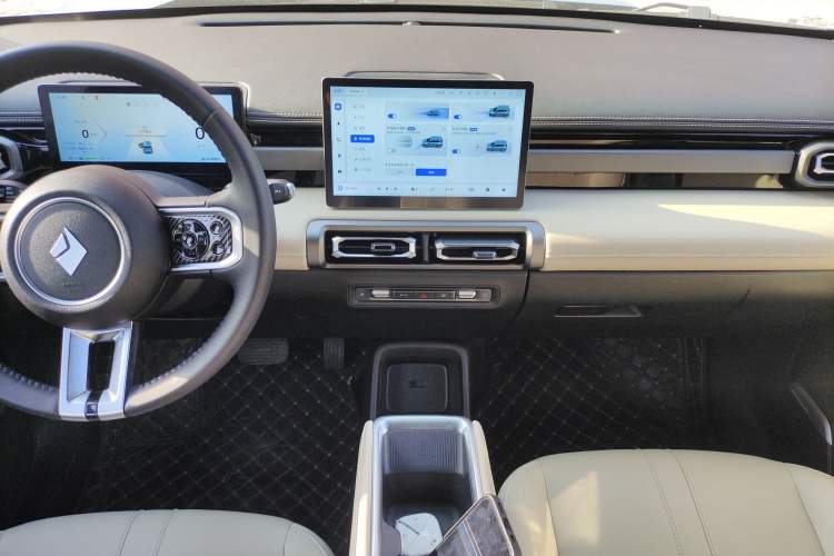 Used Baojun Spark EUV 2024 Prestige Edition 4 Seats
