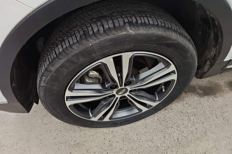 Used Geely Auto Emgrand X7 Sport 2022 1.8TD DCT Zhiya Trim
