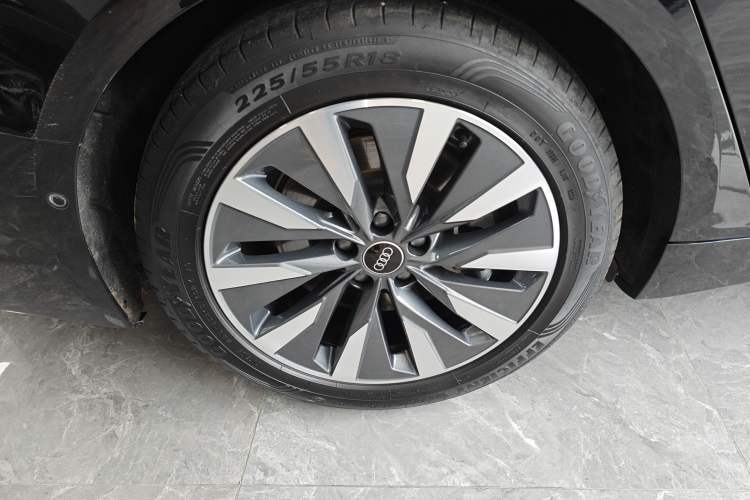 Used Audi A6L 2023 Revised 45 TFSI Prestige Elegant Edition