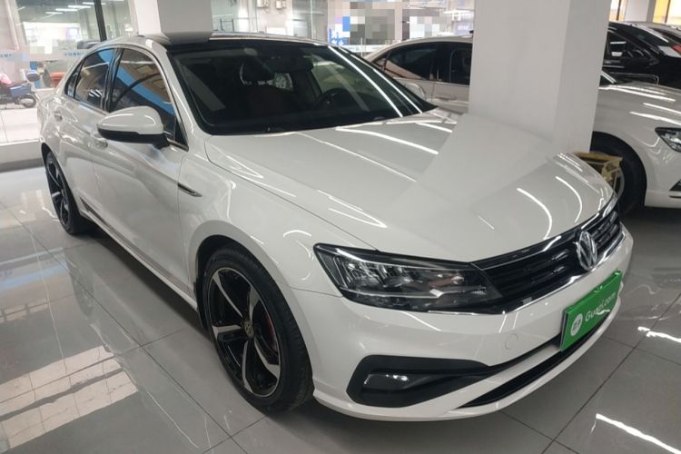 Used Volkswagen Lamando 2019 230TSI DSG Fashion Edition China V Standard