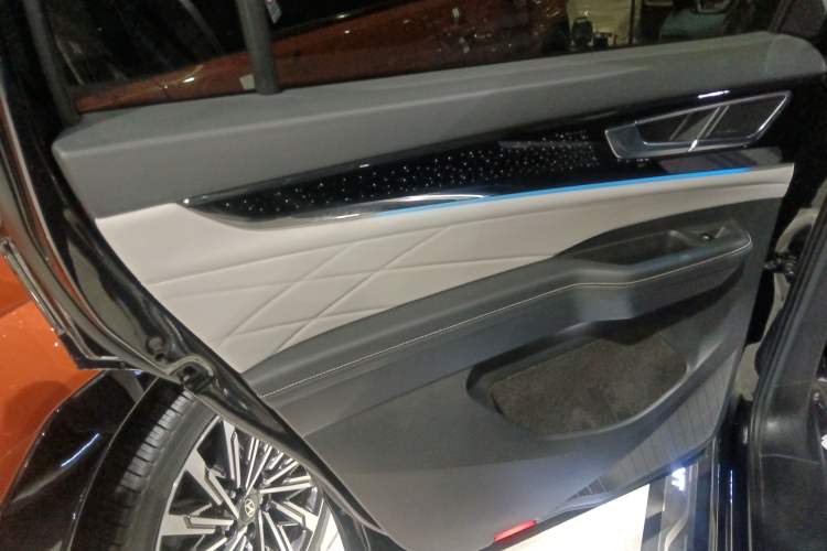 Used Volkswagen Teramont 2023 380TSI Four-Wheel Drive Prestige Flagship Edition
