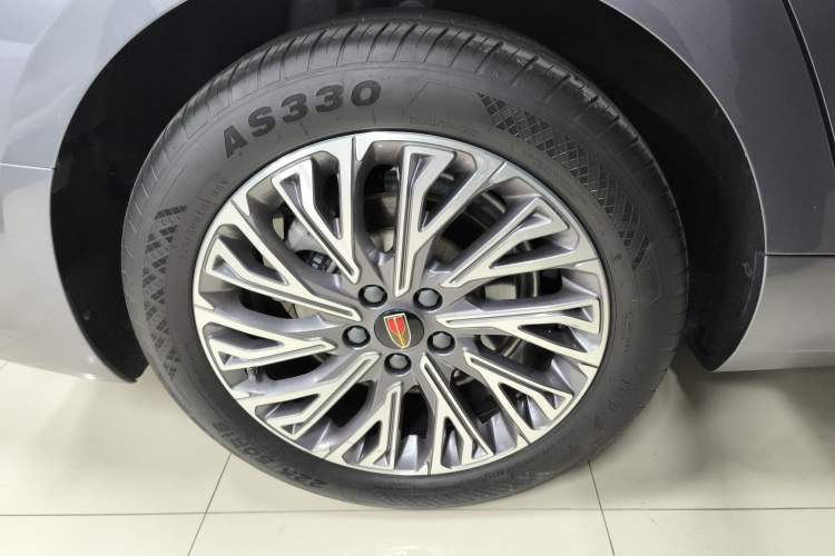 Used Hongqi H5 2023 2.0T Automatic Smart Connect Flagship Edition
