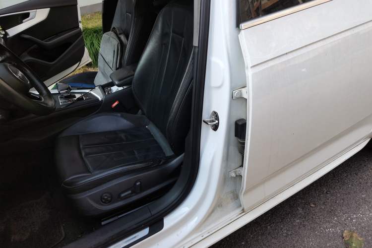 Used Audi A4L 2018 30th Anniversary Edition 40 TFSI Fashion Model