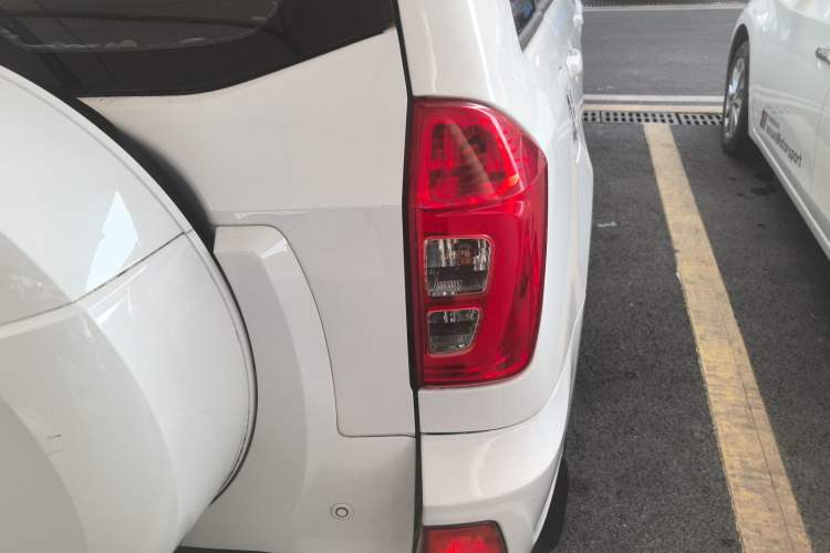 Used Chery Tiggo 3 2015 1.6L Manual Zhishang Commemorative Edition