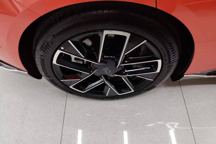 Used  06 2025 Ultra Pure Electric Edition