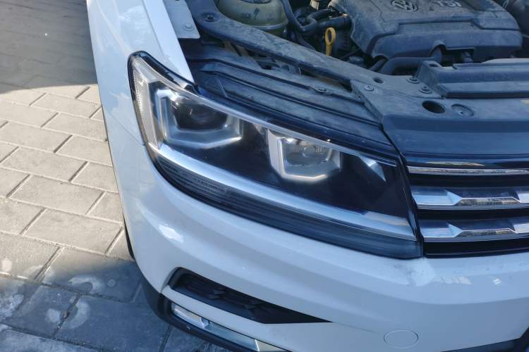 Used Volkswagen Tiguan L 2017 330TSI Automatic Two-Wheel Drive Luxury Edition