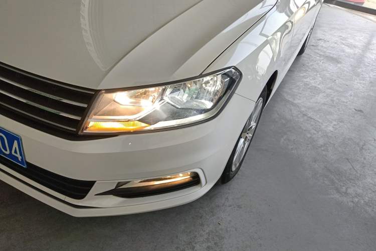 Used Volkswagen Santana 2016 1.6L Automatic Comfort Edition
