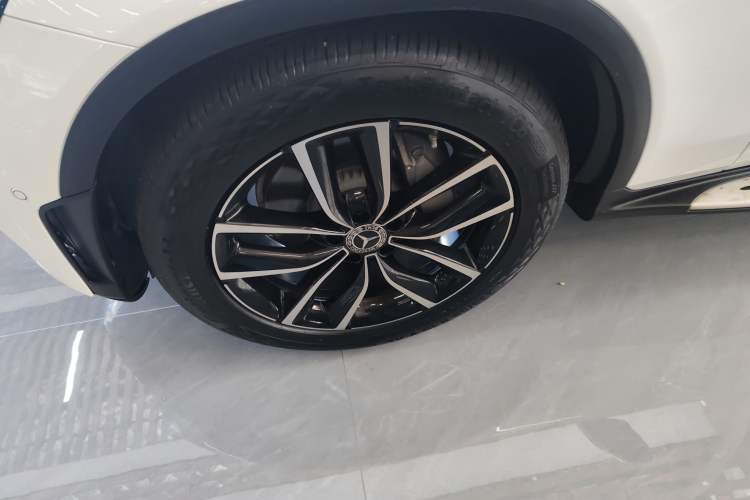 Used Mercedes-Benz GLC 2020 GLC 300 L 4MATIC Dynamic Edition
