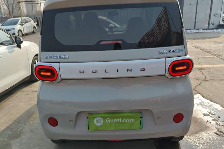 Used Wuling Hongguang MINIEV 2024 3rd Generation 215km Youth Edition
