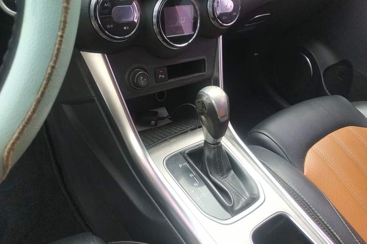 Used BYD Song 2016 GaiShi Edition 1.5TID Automatic Elite Model
