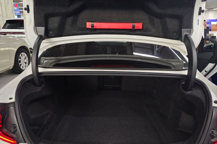 Used Volvo S60 2022 B4 Zhiyuan Luxury Edition
