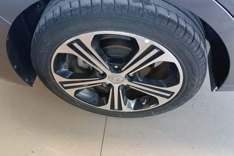 Used Hyundai Elantra 2018 1.4T Dual-Clutch Xuan Dong · Dynamic Edition
