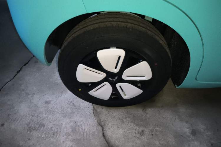 Used Wuling Hongguang MINIEV 2025 Four-Door Version Advanced Edition