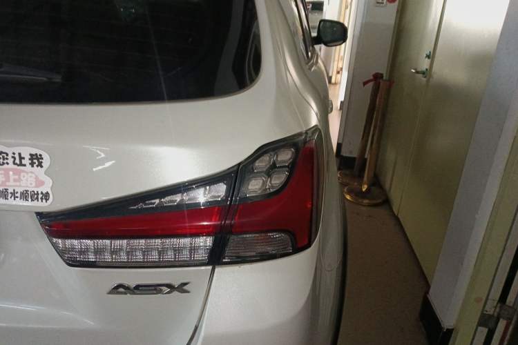 Used Mitsubishi ASX 2020 2.0L CVT Smart Edition
