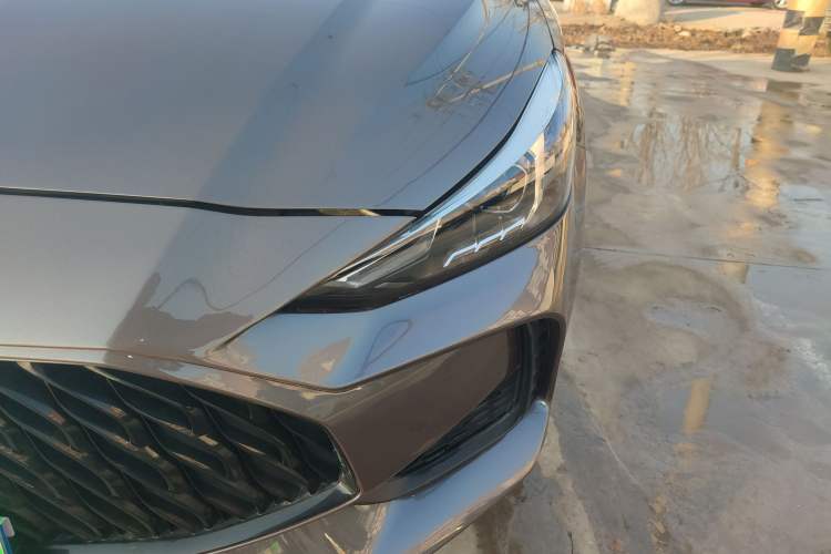 Used MG 5 2021 300TGI DCT Elegant Luxury Edition
