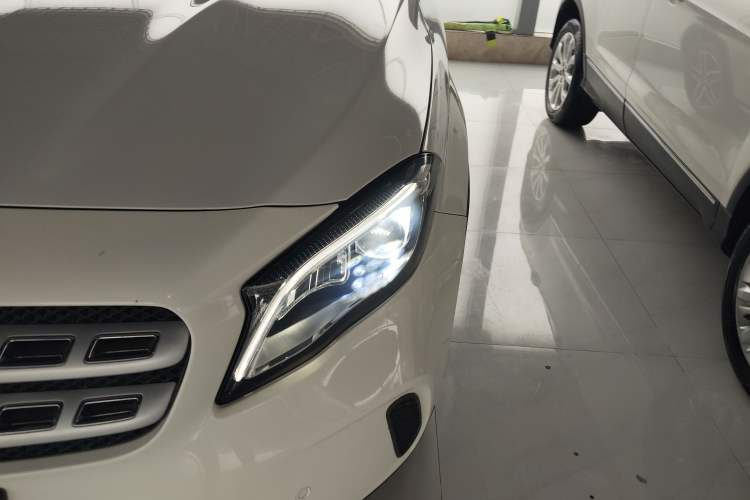 Used Mercedes-Benz GLA 2017 GLA 200 Fashion Model