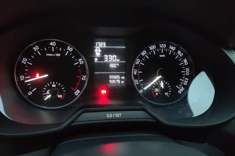 Used Skoda Octavia 2015 1.6L Manual Yijie Edition
