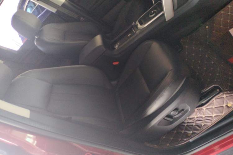 Used Land Rover Discovery Sport 2016 2.0T SE
