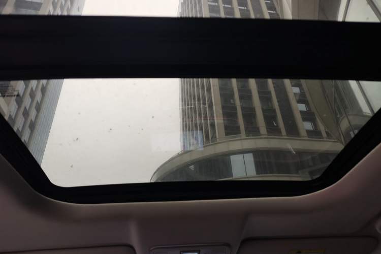 Used Oshan X5 2021 1.5T DCT Prestige Edition
