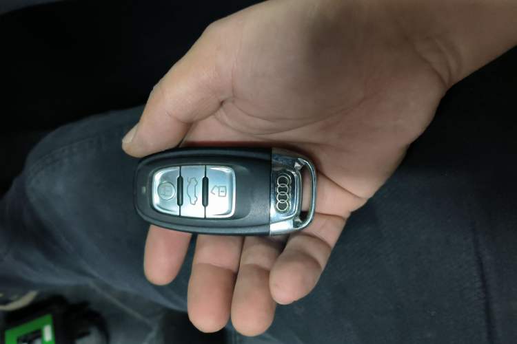 Used Audi A4L 2015 35 TFSI Automatic Standard Model
