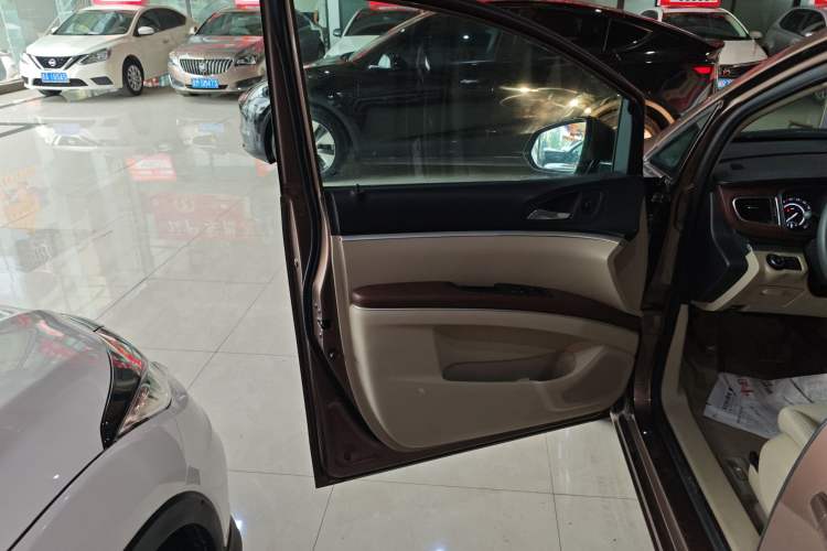 Used Buick GL8 2018 28T Comfort Model China VI Standard
