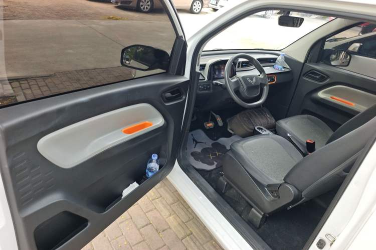 Used Wuling Hongguang MINIEV 2020 Freedom Version Lithium Iron Phosphate
