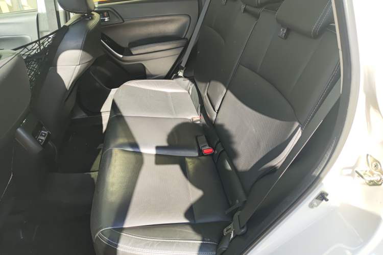 Used Subaru Forester 2016 2.5i Luxury Navigation Edition
