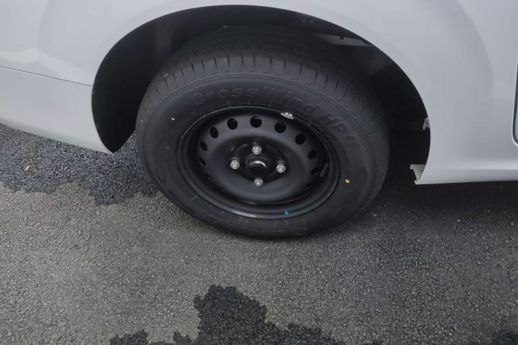 Used Wuling Hongguang New Energy 2025 Extended-Range Hybrid 50 km Standard Version