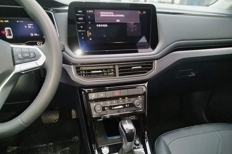 Used Volkswagen Tharu 2025 NewRui 300TSI Prestige Edition