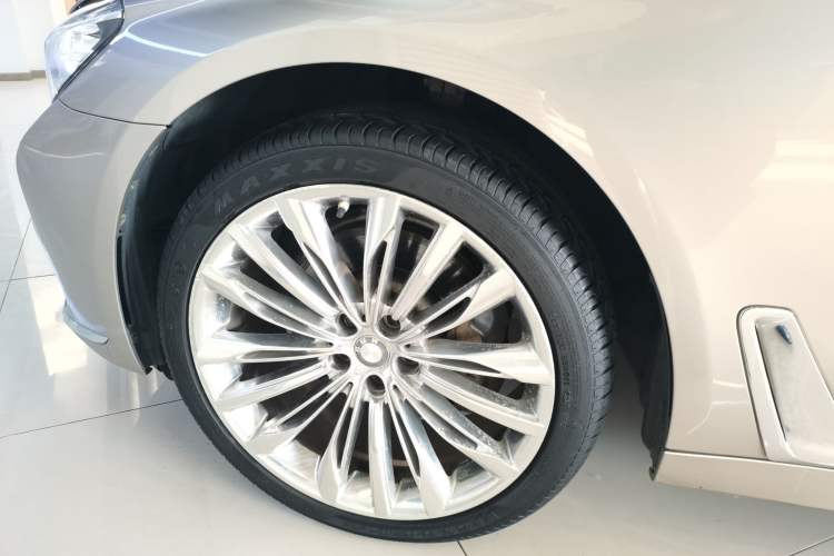 Used BMW 7 Series 2018 730Li Leading Model Excellence Package
