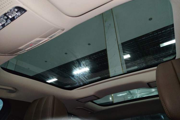 Used Mercedes-Benz E-Class 2016 E 300 L Stylish Model