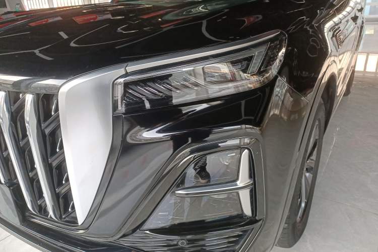 Used Hongqi HS5 2023 2.0T Qixiang Pro Edition