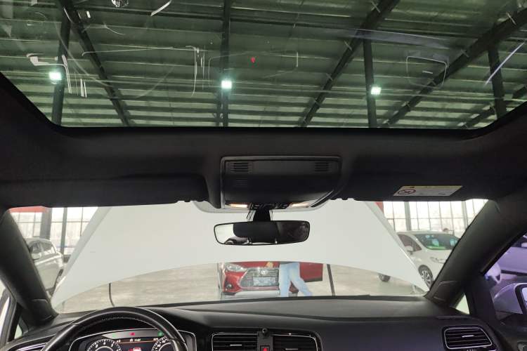 Used Volkswagen Golf 2019 280TSI DSG R-Line China VI Standard
