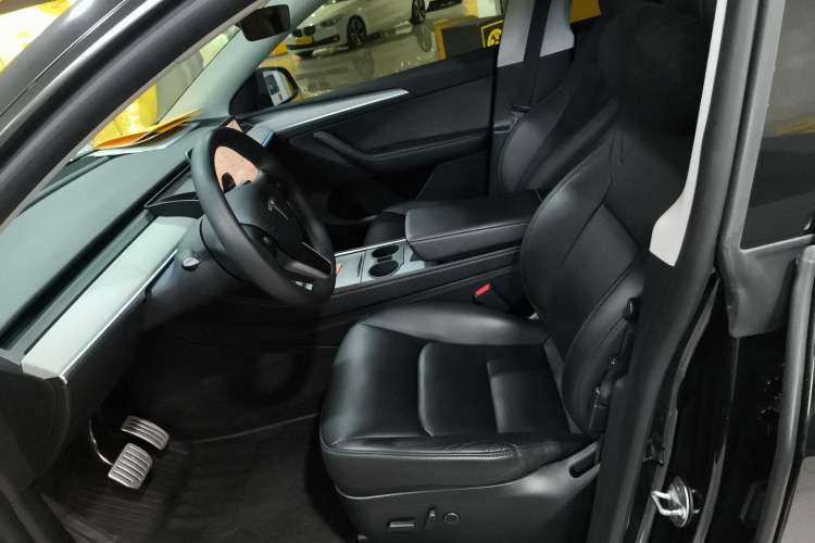 Used Tesla Model Y 2024 Rear-Wheel-Drive Version