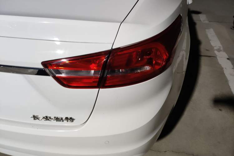 Used Ford Escort 2015 1.5L Automatic Fashion Model
