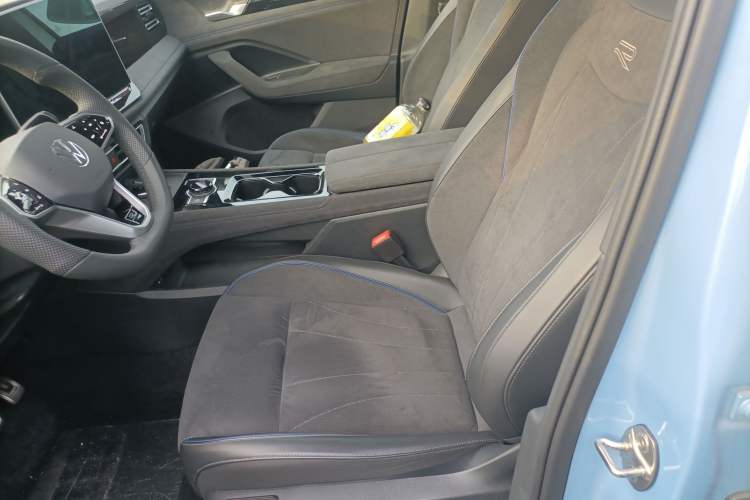 Used Volkswagen Tiguan L 2024 PRO 380TSI Four-Wheel Drive R-Line Prestige Edition
