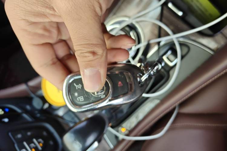 Used Buick Envision 2017 20T Two-Wheel Drive Luxury Model
