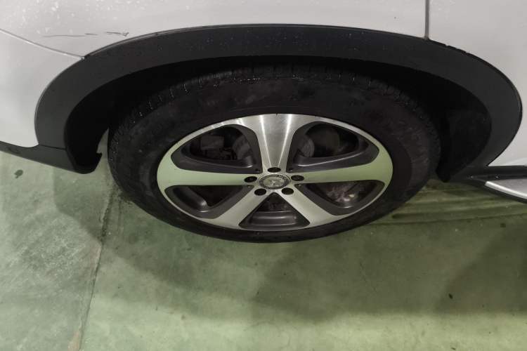 Used Mercedes-Benz GLC 2016 GLC 260 4MATIC Luxury Model
