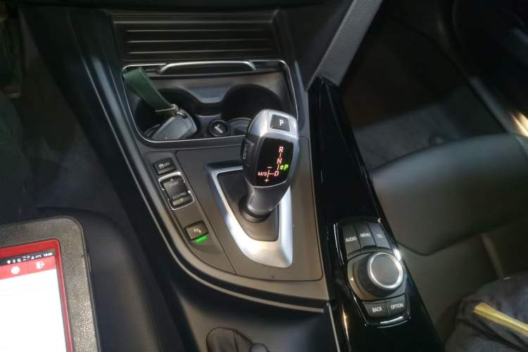 Used BMW 3 Series 2017 320Li Fashion Model
