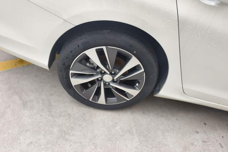 Used Peugeot 408 2019 230THP Automatic Luxury Edition China VI Standard
