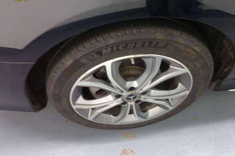 Used Mercedes-Benz E-Class 2020 E 300 L Sporty and Stylish Model
