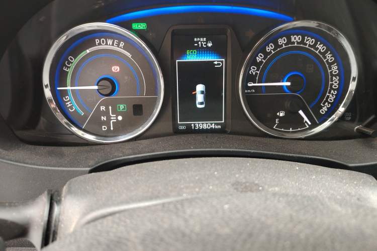 Used Toyota Corolla 2016 Dual-Engine 1.8L E-CVT Elite Edition
