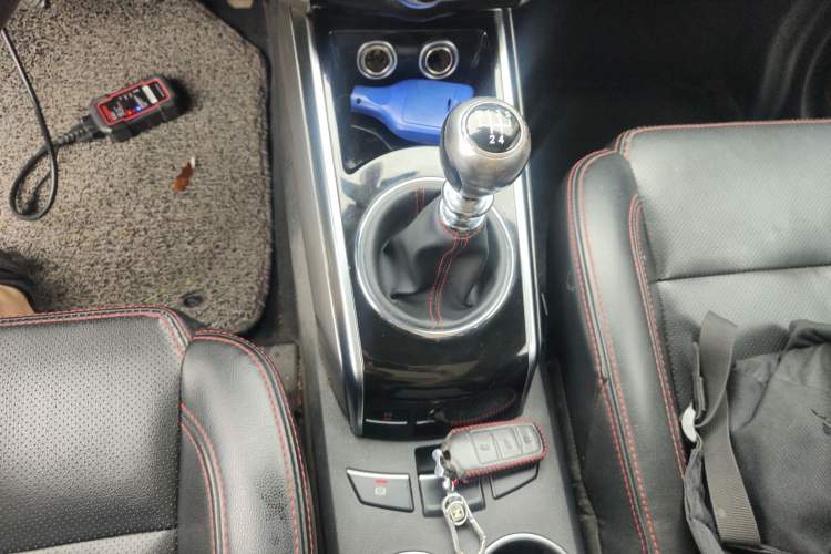 Used Zotye Domy X5 2015 1.5T Manual Supreme Model China IV Standard
