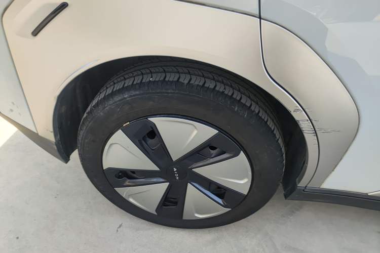 Used AION Y 2023 Younger
