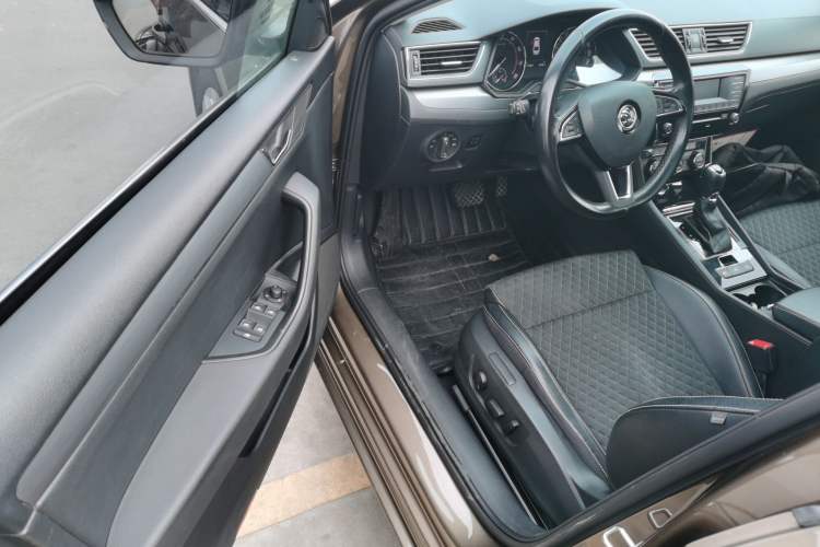 Used Skoda Superb 2016 TSI280 DSG Innovation Edition