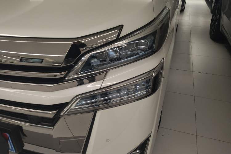 Used Toyota Vellfire 2020 Dual-Engine 2.5L HV Prestige Edition

