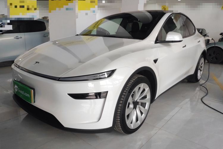 Used Tesla Model Y 2025 Rear-Wheel Drive First Edition