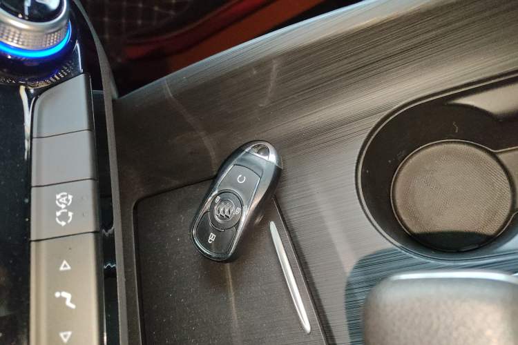 Used Buick Velite 6 2022 Plug-in Hybrid Connected Fashion Model