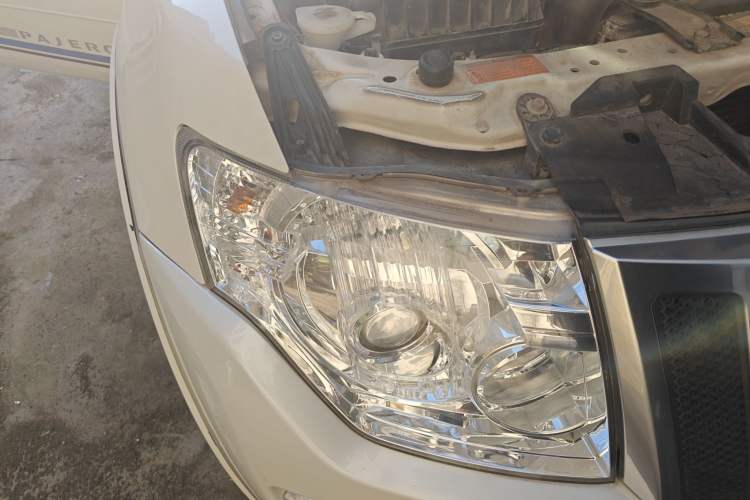 Used Mitsubishi Pajero (Import) 2018 3.0L Automatic Comfort Edition
