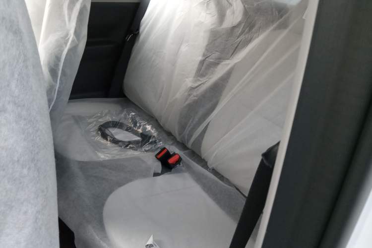 Used Livan Blue Balloon 
